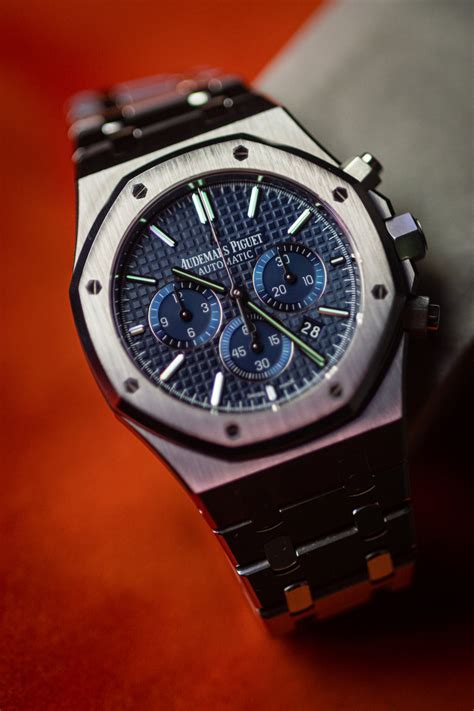 audemars piguet royal oak stops after 12 hours|Audemars Piguet royal review.